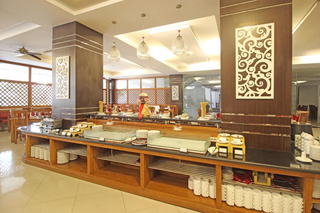 Reddoorz Premium Near Sleman City Hall Yogyakarta Exterior photo